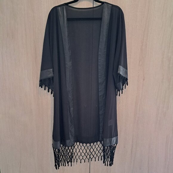 Black sheer kimono with fringes pleather accents - Picture 1 of 8